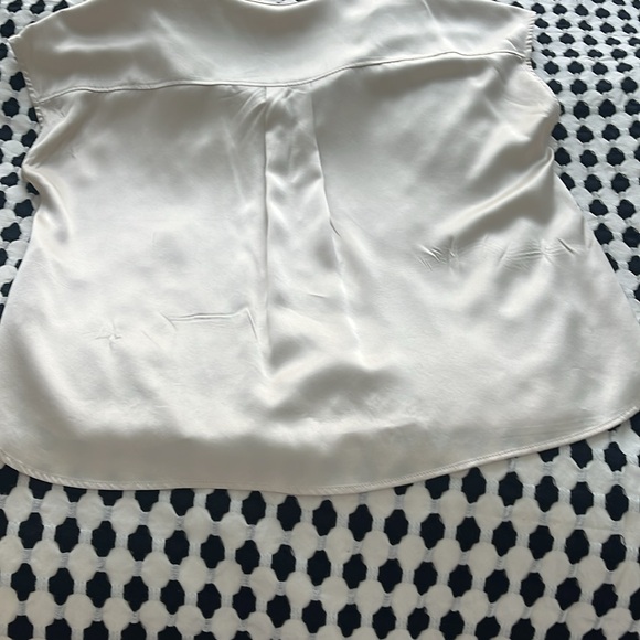 Banana Republic Resort Silk “Serenade” Blouse - Picture 12 of 14